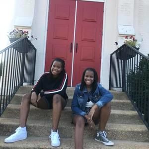 Meet your Posher, Joy